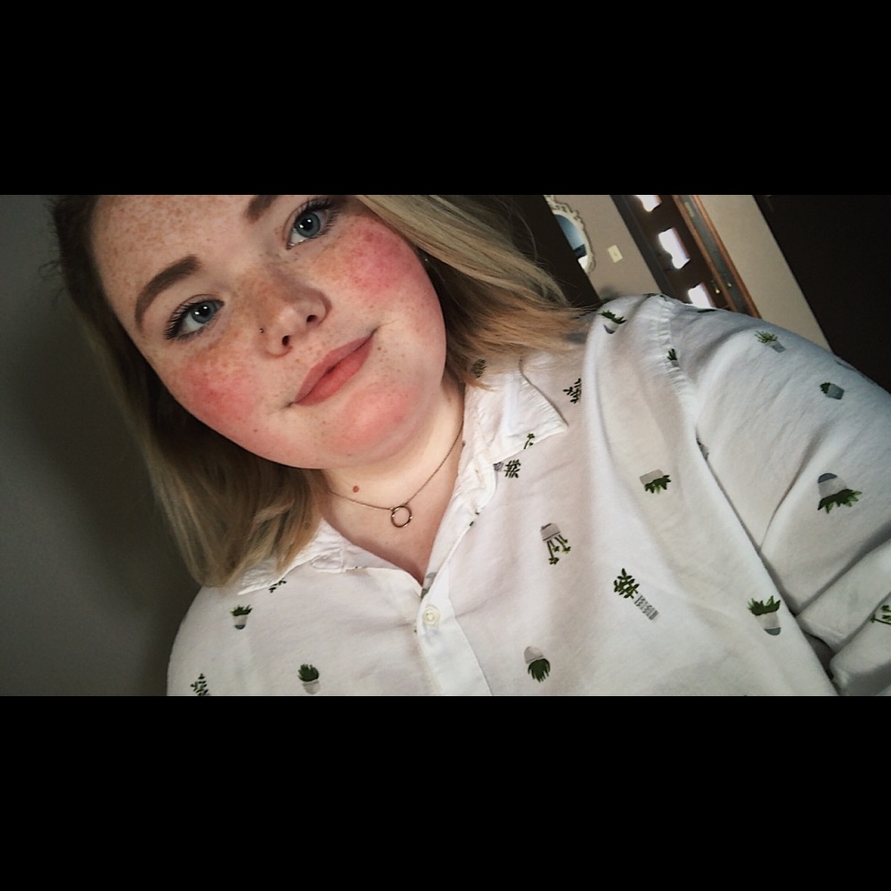 Meet your Posher, Nicole